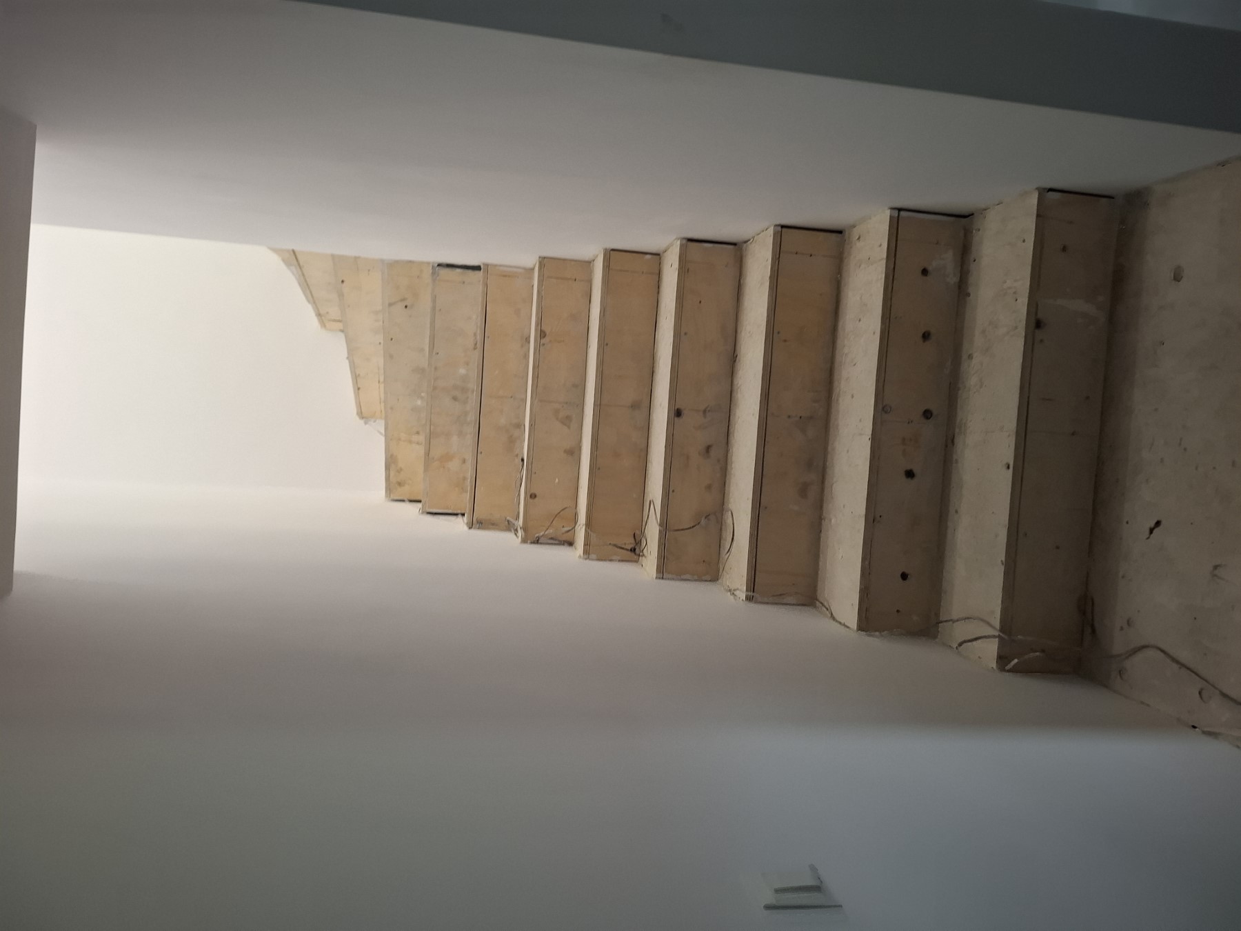 Монтаж на гипсокартон – Лозен