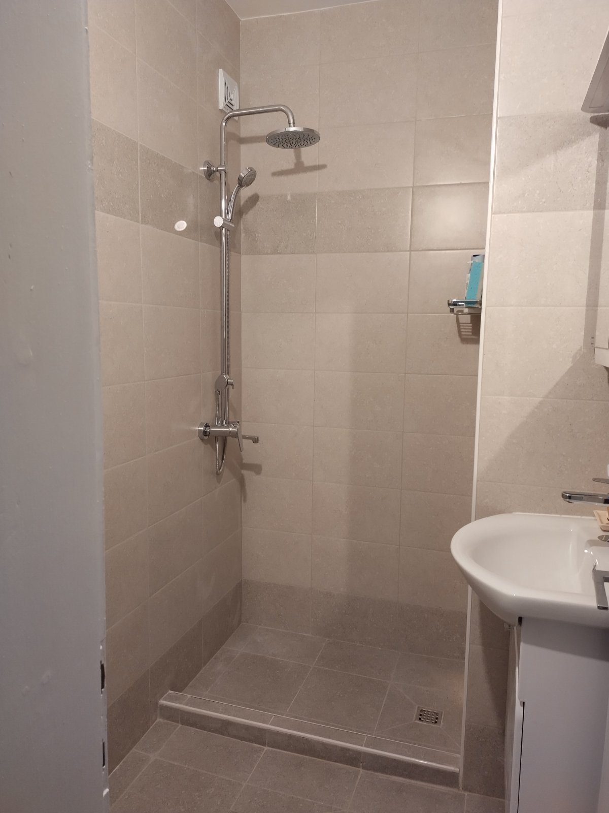 Ремонт на баня – Vasil Levski