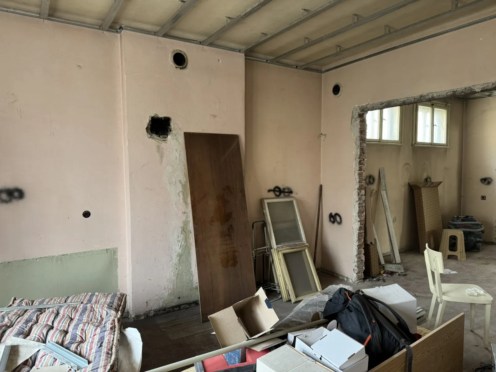 Ремонт апартамент - къртене, извозване, чистене