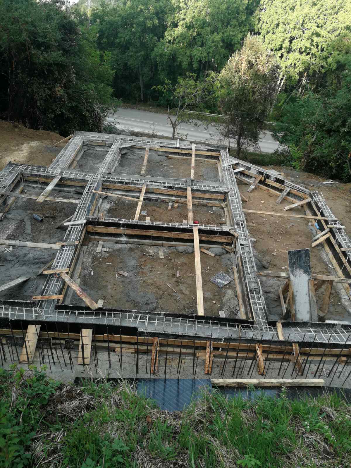 Груб строеж 9